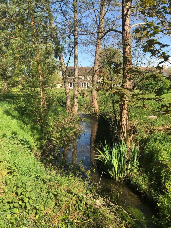 Moulin De Vilgris Bed & Breakfast Clairefontaine-en-Yvelines ภายนอก รูปภาพ
