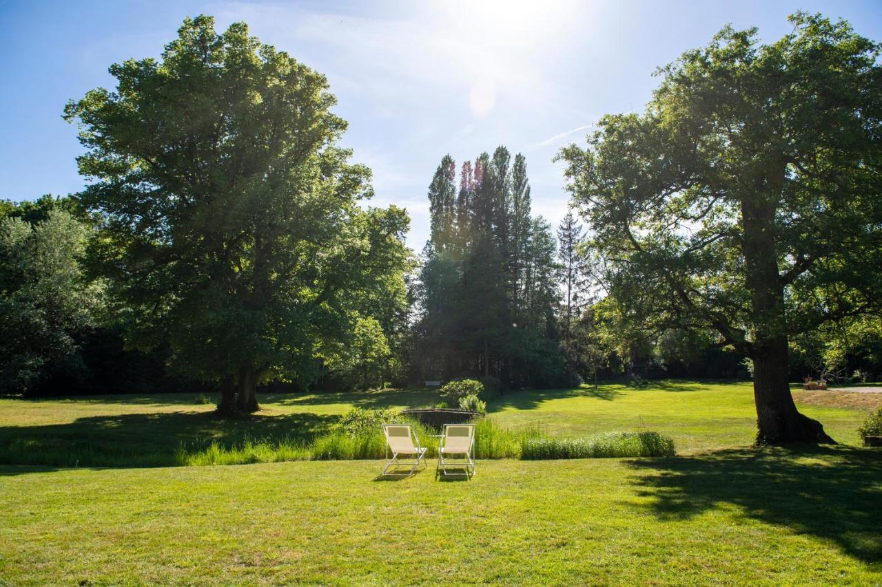 Moulin De Vilgris Bed & Breakfast Clairefontaine-en-Yvelines ภายนอก รูปภาพ